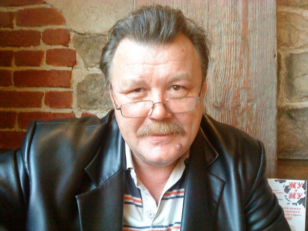 Михаил Макаров