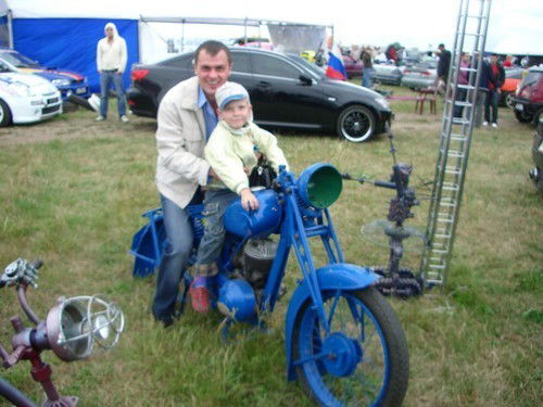 Александр Пешков