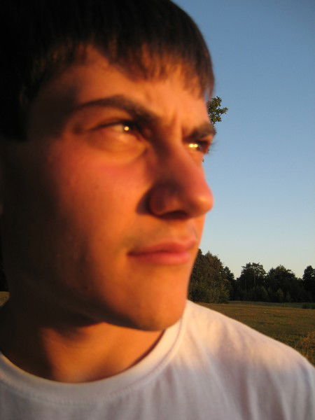 Антон Коломазов