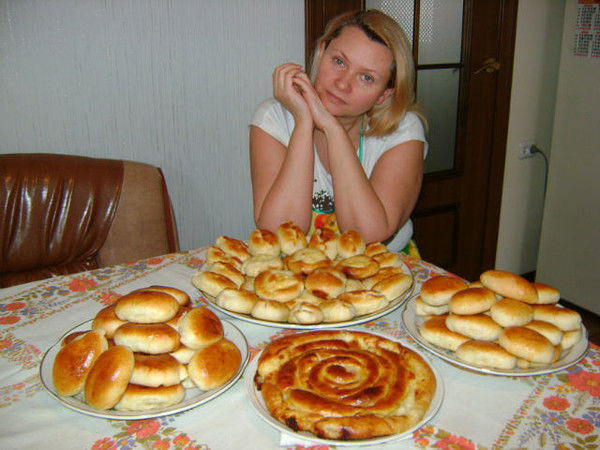 Елена Леонова