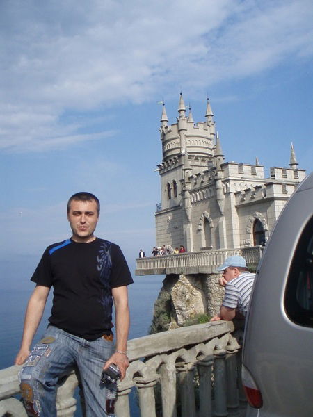 Валера Ананскии