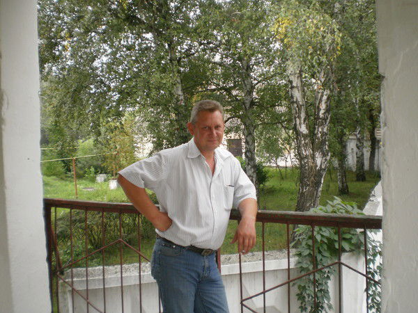 Саня Грибок