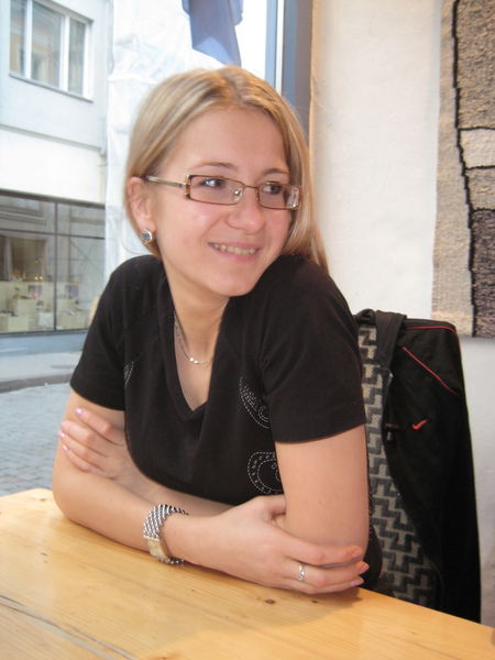 Аня Иванова