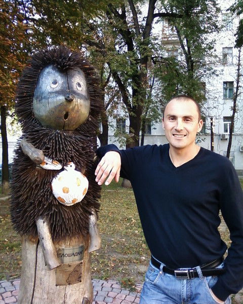 Александр Ивахненко