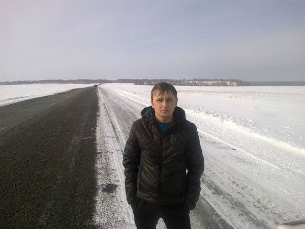 Василий Шарлакаев