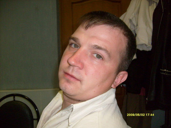 Александр Сухов