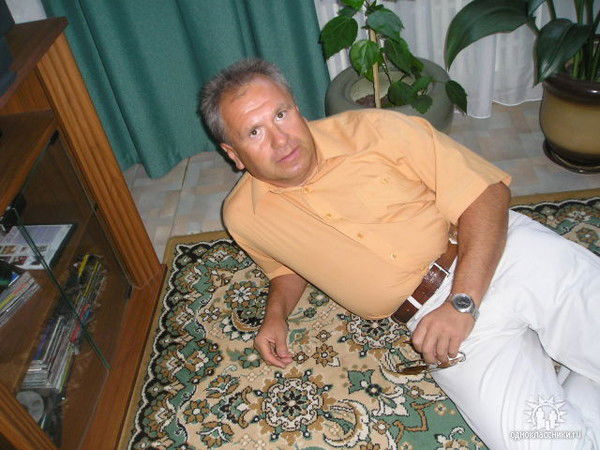 Олег Саушкин