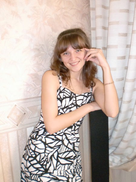 Женя Агапитова