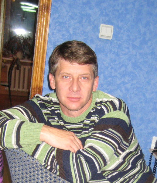 Олег Толчин