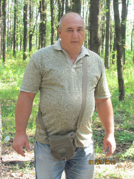 Олег Чеботарский