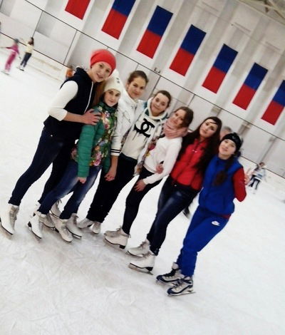 Алина Пустовалова