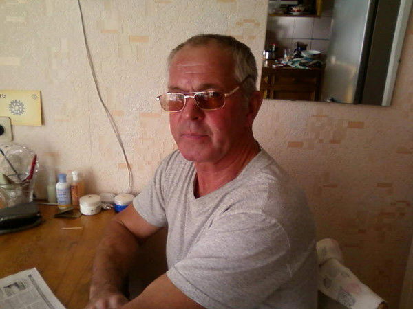 Олег Букатов