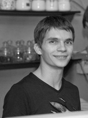 Ден Максим.off