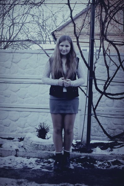 Анна Тихонова