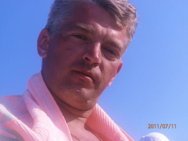 Владимир Казарцев