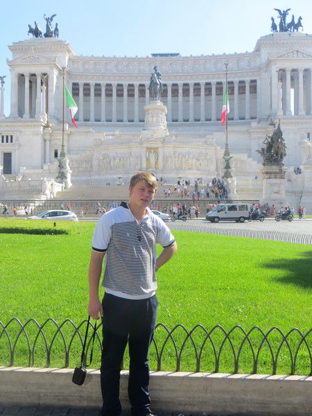 Максим Орлов