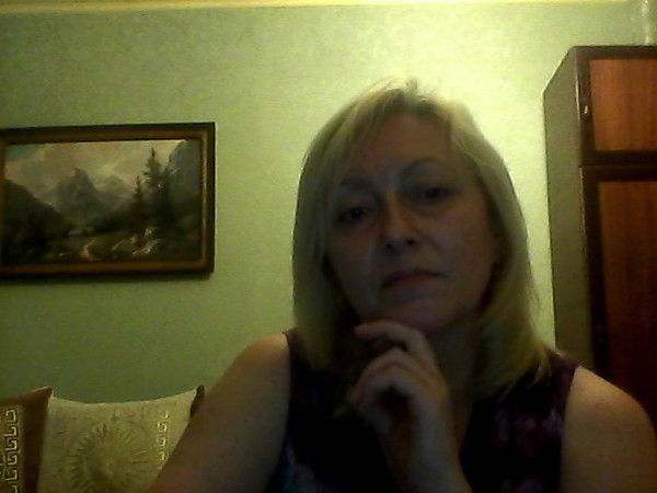 Елена Арустамова