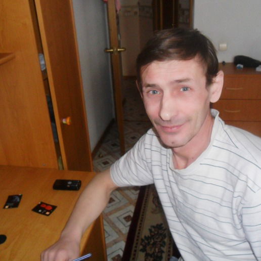 Александр Глухенький