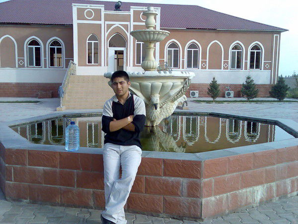 Мунир Сахратов