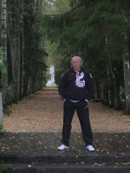 Игорь Сенин