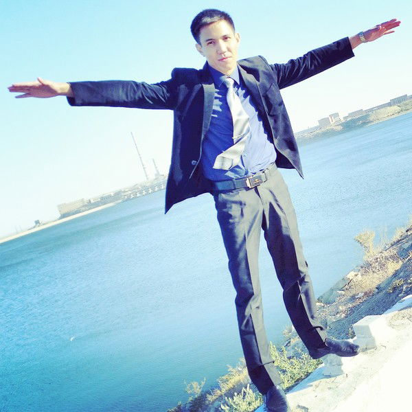 Арчи Muslimov***