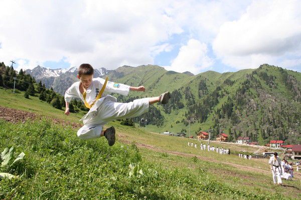 Рустам Низамов