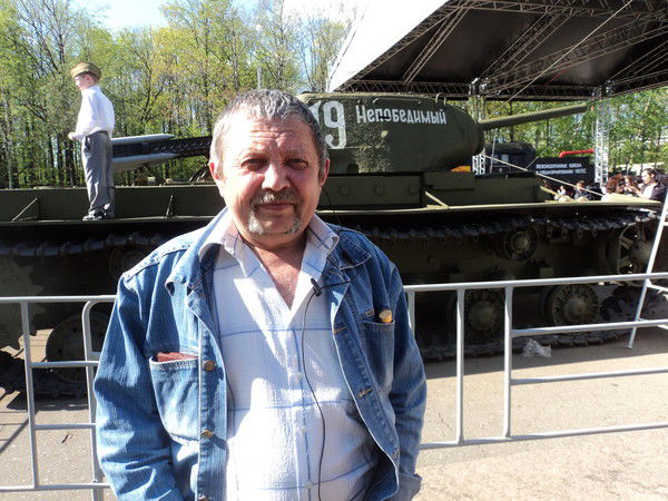 Сергей Пивоваров