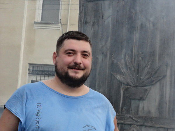 Олег Степанян