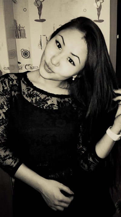 Айгерим Хикматова