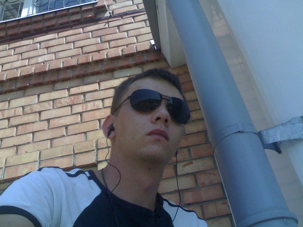 Николай Лазарев