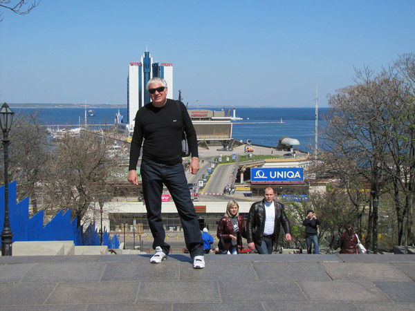 Александр Новиков