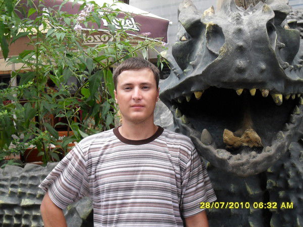 Паша Компанієць