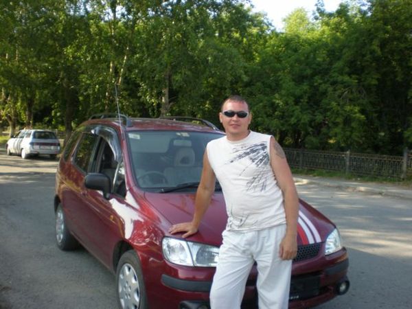 Владислав Постовалов