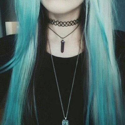 Настя Холодова