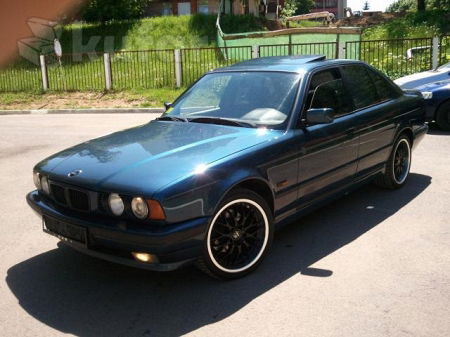 Чары Акмурадов