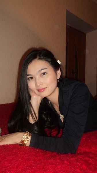 Айнур Маханова