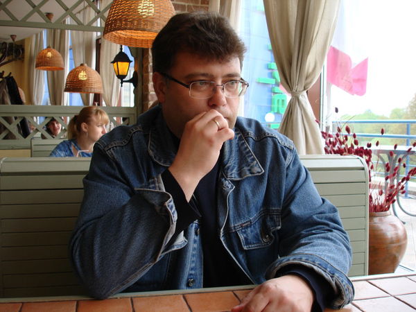 Дмитрий Углев