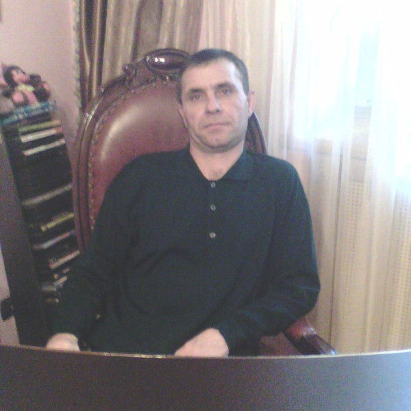 Владимир Песцов