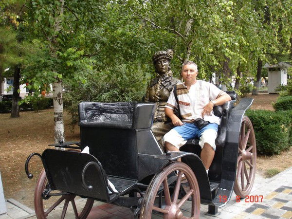 Андрей Булатов