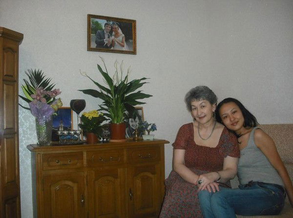 Ляззат Абуова