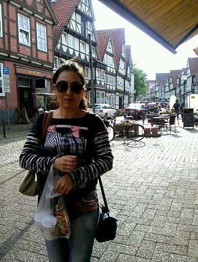 Дина Махатова