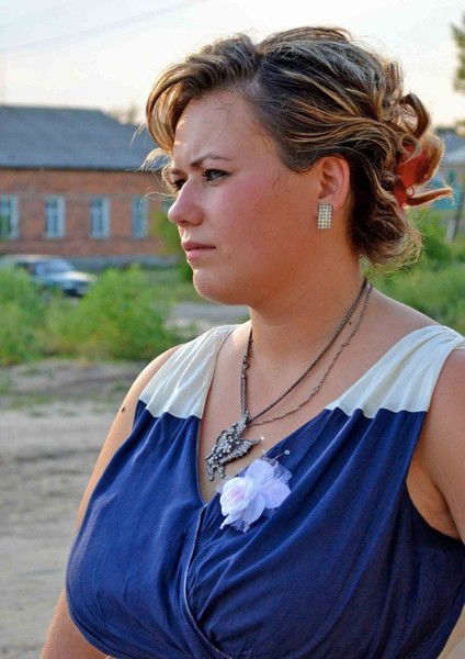 Санька Тихонова