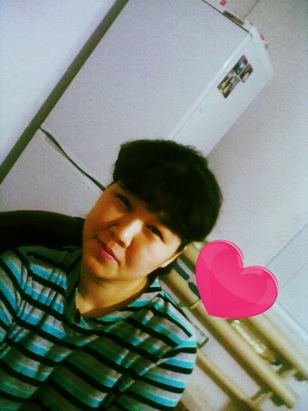 (*-*) Эмм.. Ммм.. Нету Фамилия))))