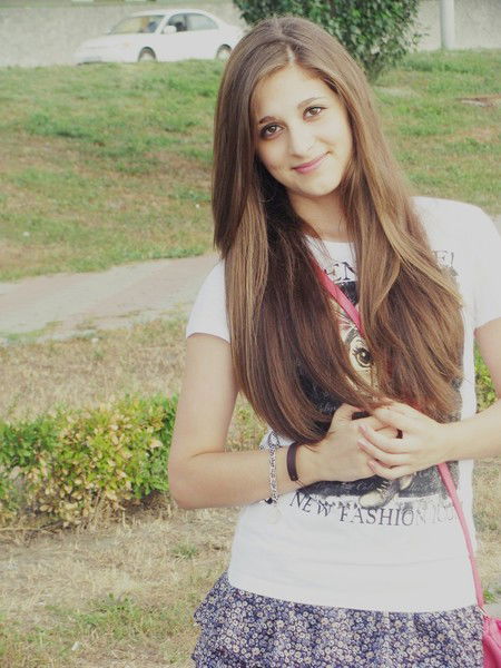 Олечка Суркова