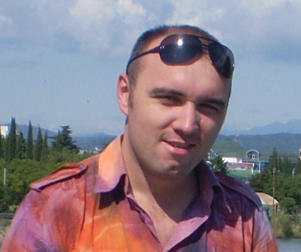 Деhис Курhев