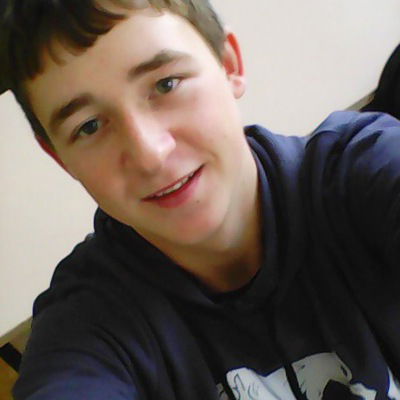 Артём Симонов