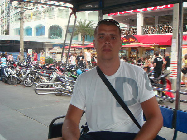 Андрей Бурень