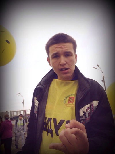 Женя Пёрышкин