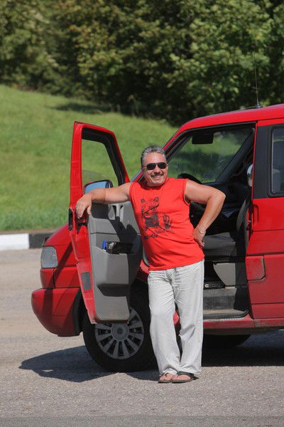 Сергей Лазарь