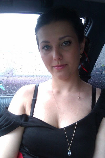 Лена Горячева